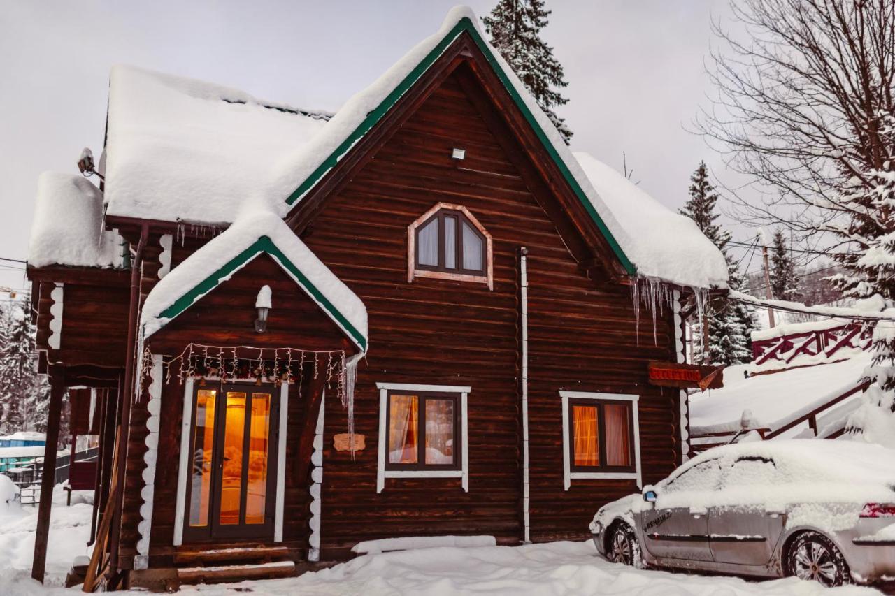 Royal Village Resort Bukovel Esterno foto