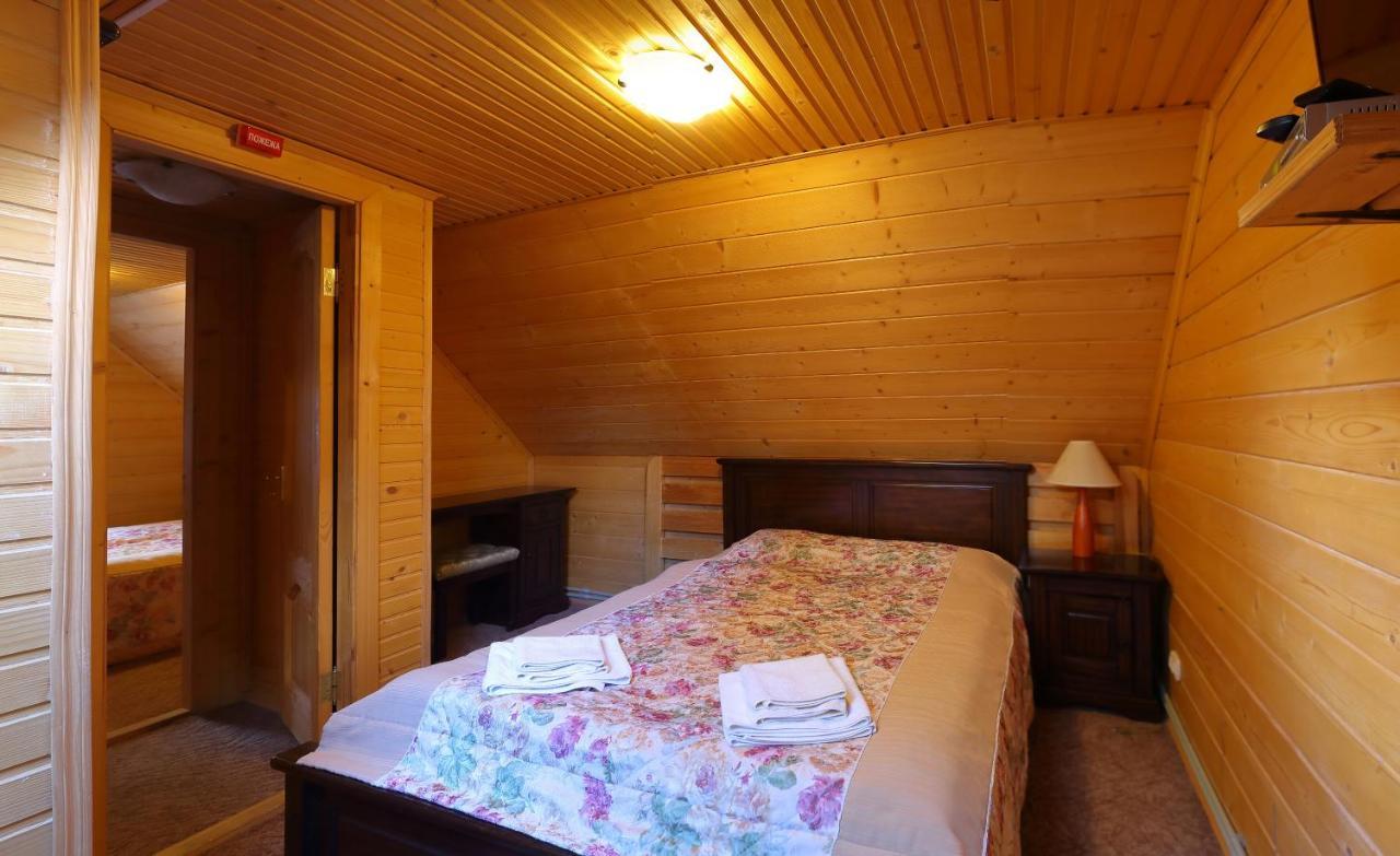 Royal Village Resort Bukovel Esterno foto